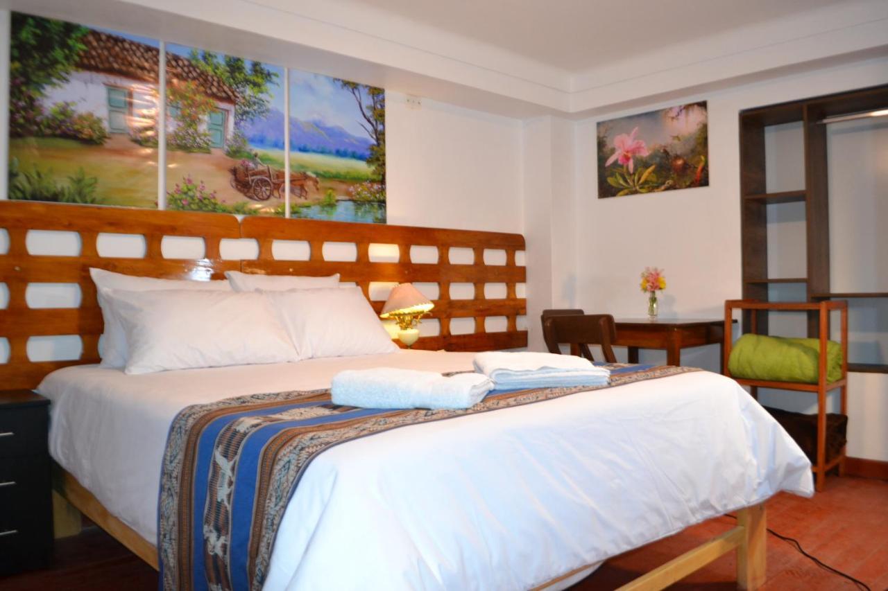 Fiesta Inn Ceniza クスコ エクステリア 写真